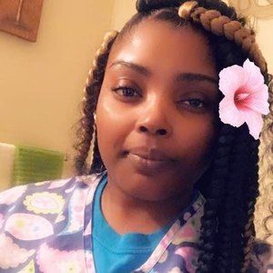 Meet your Posher, Iris